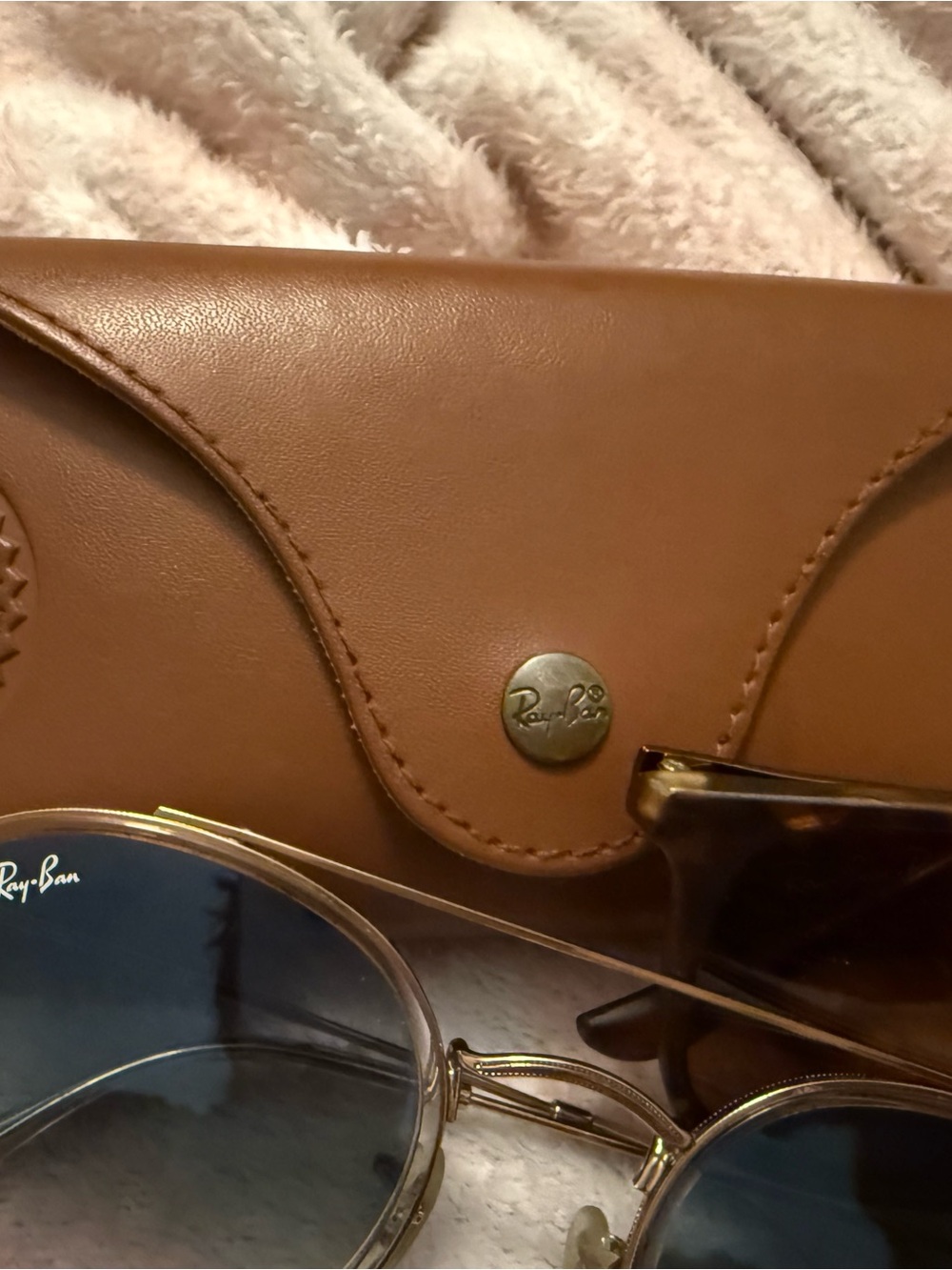 Ray-Ban Women's Tortoiseshell Frame Sunglasses with Brown Lenses - Picture 3 of 4